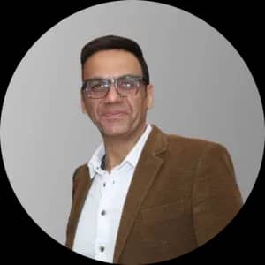 Portrait of Manish Chawla